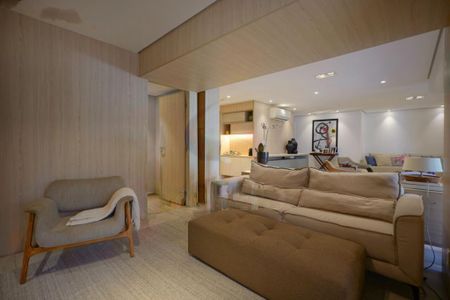 Apartamento à venda com 3 quartos, 168m² em Real Parque, São Paulo