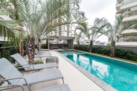Studio para alugar com 28m², 1 quarto e sem vaga Studio para alugar com 28m², 1 quarto e sem vagaÁrea comum - Piscina
