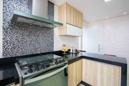 Apartamento à venda com 192m², 3 quartos e 3 vagas Apartamento à venda com 192m², 3 quartos e 3 vagasCozinha