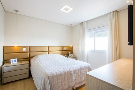 Apartamento à venda com 192m², 3 quartos e 3 vagas Apartamento à venda com 192m², 3 quartos e 3 vagasQuarto 1 - Suíte