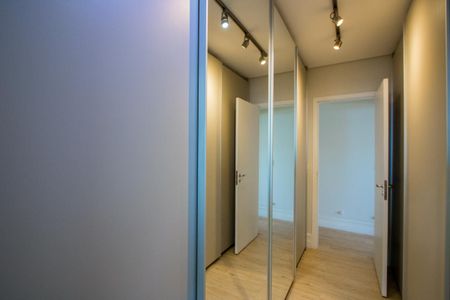 Apartamento à venda com 192m², 3 quartos e 3 vagas Apartamento à venda com 192m², 3 quartos e 3 vagasQuarto 1 - Suíte