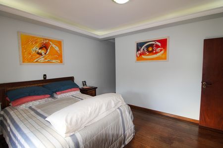 Quarto 3 de casa à venda com 4 quartos, 390m² em Parque dos Principes, São Paulo