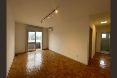 Apartamento à venda com 65m², 1 quarto e sem vaga