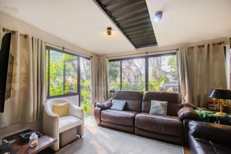 Casa à venda com 4 quartos, 400m² em Vila Nova Caledonia, São Paulo