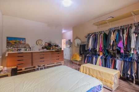 Casa à venda com 4 quartos, 400m² em Vila Nova Caledonia, São Paulo