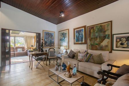 Casa à venda com 400m², 4 quartos e 4 vagas