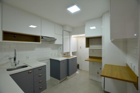 Casa de condomínio à venda com 115m², 3 quartos e 2 vagas Casa de condomínio à venda com 115m², 3 quartos e 2 vagasCOZINHA
