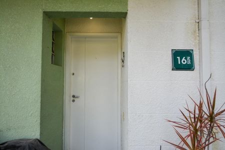PORTA de casa de condomínio à venda com 3 quartos, 115m² em Jardim das Esmeraldas, São Paulo
