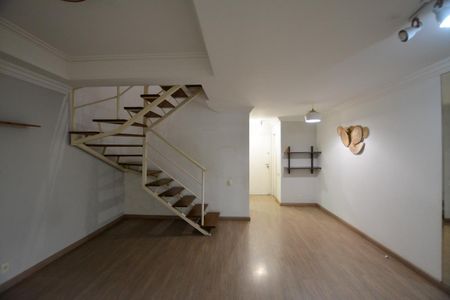 SALA de casa de condomínio à venda com 3 quartos, 115m² em Jardim das Esmeraldas, São Paulo