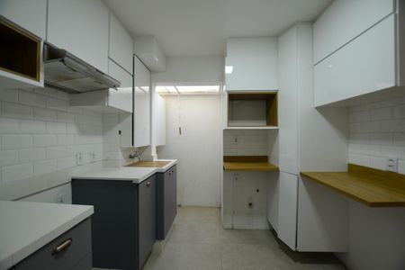 Casa de condomínio à venda com 115m², 3 quartos e 2 vagas Casa de condomínio à venda com 115m², 3 quartos e 2 vagasCOZINHA