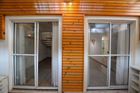 Casa de condomínio à venda com 115m², 3 quartos e 2 vagas Casa de condomínio à venda com 115m², 3 quartos e 2 vagasVARANDA DA SALA