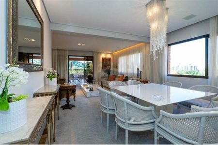 Apartamento à venda com 257m², 3 quartos e 4 vagas