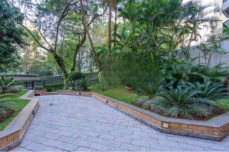 Apartamento à venda com 257m², 3 quartos e 4 vagas