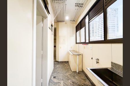 Cozinha de apartamento para alugar com 3 quartos, 130m² em Funcionários, Belo Horizonte