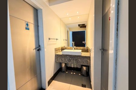 Apartamento para alugar com 130m², 3 quartos e 3 vagas Apartamento para alugar com 130m², 3 quartos e 3 vagasBanheiro
