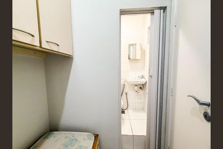 Apartamento para alugar com 130m², 3 quartos e 3 vagas Apartamento para alugar com 130m², 3 quartos e 3 vagasQuarto