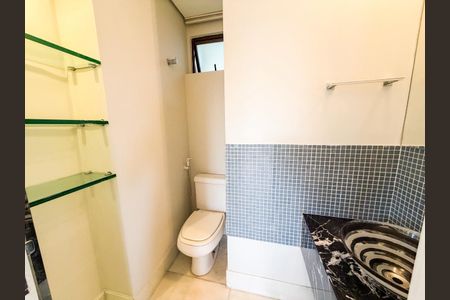 Apartamento para alugar com 130m², 3 quartos e 3 vagas Apartamento para alugar com 130m², 3 quartos e 3 vagasBanheiro