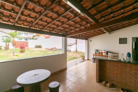 Casa para alugar com 720m², 4 quartos e 10 vagas
