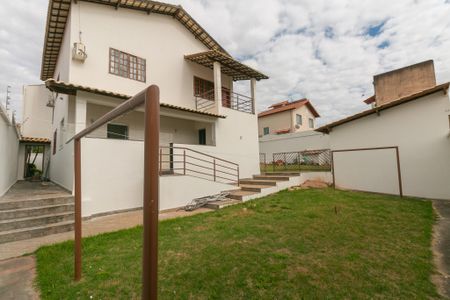Casa para alugar com 720m², 4 quartos e 10 vagas