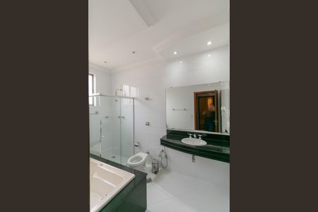 Casa para alugar com 720m², 4 quartos e 10 vagas