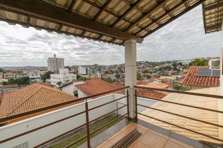 Casa para alugar com 720m², 4 quartos e 10 vagas