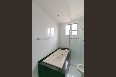 Casa para alugar com 720m², 4 quartos e 10 vagas
