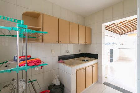 Casa para alugar com 720m², 4 quartos e 10 vagas