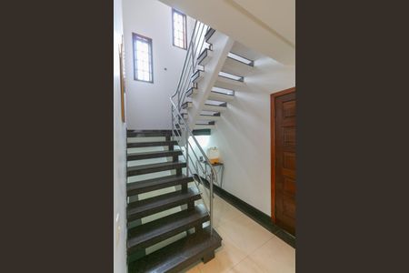 Casa para alugar com 720m², 4 quartos e 10 vagas
