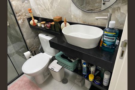 Banheiro de apartamento à venda com 2 quartos, 40m² em Jardim Peri Peri, São Paulo