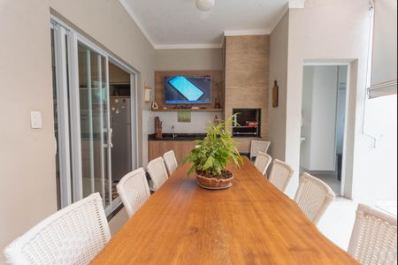Casa de condomínio para alugar com 290m², 3 quartos e 4 vagas Casa de condomínio para alugar com 290m², 3 quartos e 4 vagasEspaço Gourmet