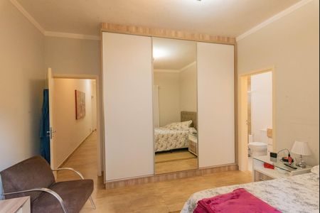 Casa de condomínio para alugar com 290m², 3 quartos e 4 vagas Casa de condomínio para alugar com 290m², 3 quartos e 4 vagasSuíte 3
