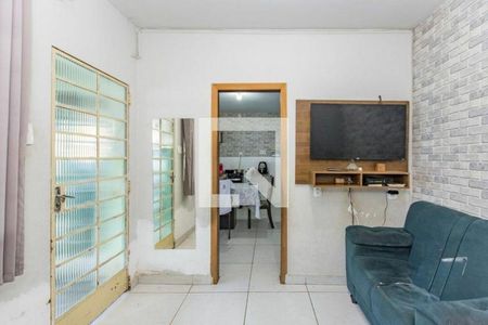 Casa à venda com 200m², 4 quartos e 5 vagas Casa à venda com 200m², 4 quartos e 5 vagasSala