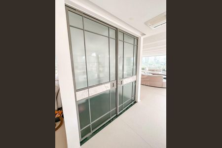 Apartamento à venda com 341m², 4 quartos e sem vaga