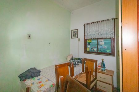 Casa à venda com 3 quartos, 110m² em Niterói, Canoas