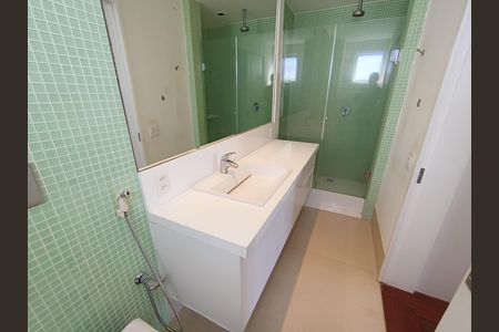 Apartamento à venda com 100m², 2 quartos e 1 vaga Apartamento à venda com 100m², 2 quartos e 1 vagaBanheiro suite