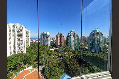 Apartamento à venda com 100m², 2 quartos e 1 vaga Apartamento à venda com 100m², 2 quartos e 1 vagaVista varanda