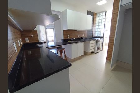 Apartamento à venda com 100m², 2 quartos e 1 vaga Apartamento à venda com 100m², 2 quartos e 1 vagaCozinha