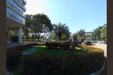 Apartamento à venda com 100m², 2 quartos e 1 vaga Apartamento à venda com 100m², 2 quartos e 1 vagaÁrea externa