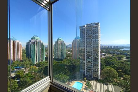 Apartamento à venda com 100m², 2 quartos e 1 vaga Apartamento à venda com 100m², 2 quartos e 1 vagaVista varanda