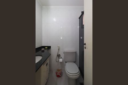 Apartamento à venda com 76m², 2 quartos e 2 vagas Apartamento à venda com 76m², 2 quartos e 2 vagasBanheiro da Suíte