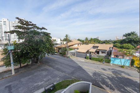 Apartamento para alugar com 77m², 2 quartos e 1 vaga Apartamento para alugar com 77m², 2 quartos e 1 vagaVista da Varanda da Sala