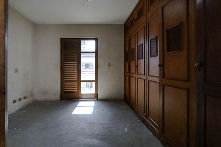 Casa para alugar com 250m², 2 quartos e 2 vagas Casa para alugar com 250m², 2 quartos e 2 vagasQuarto 2 - Suíte