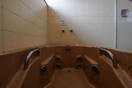 Casa para alugar com 250m², 2 quartos e 2 vagas Casa para alugar com 250m², 2 quartos e 2 vagasBanheiro - Quarto 1 - Suíte