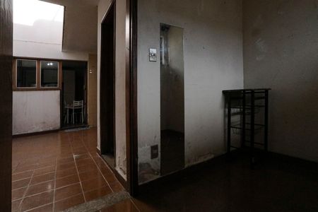 Casa para alugar com 250m², 2 quartos e 2 vagas Casa para alugar com 250m², 2 quartos e 2 vagasQuarto de Serviço