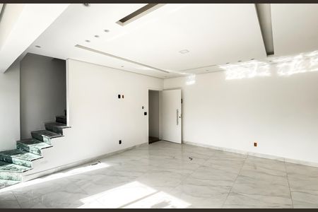 Casa à venda com 118m², 3 quartos e 4 vagasSala/cozinha 