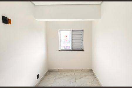 Casa à venda com 118m², 3 quartos e 4 vagasQuarto 2