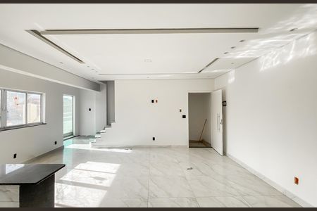 Casa à venda com 118m², 3 quartos e 4 vagasSala/cozinha 