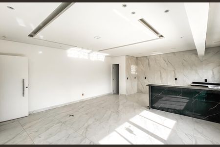 Casa à venda com 118m², 3 quartos e 4 vagasSala/cozinha 