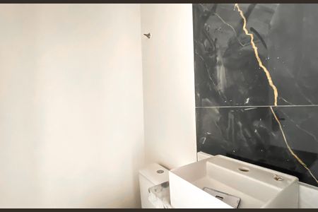 Casa à venda com 118m², 3 quartos e 4 vagasLavabo 