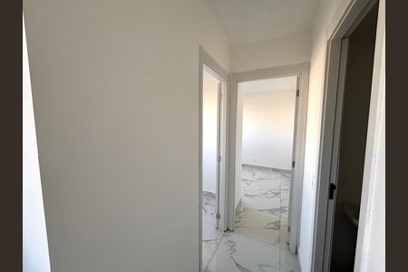 Apartamento para alugar com 38m², 2 quartos e sem vaga Apartamento para alugar com 38m², 2 quartos e sem vagaCorredor